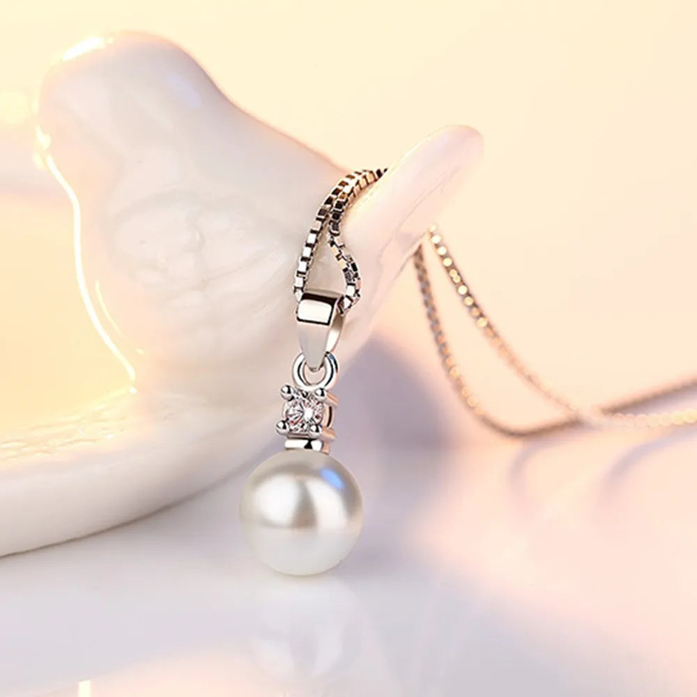 925 Sterling Silver with Crystal Zircon Pearl Round Pendant Necklace